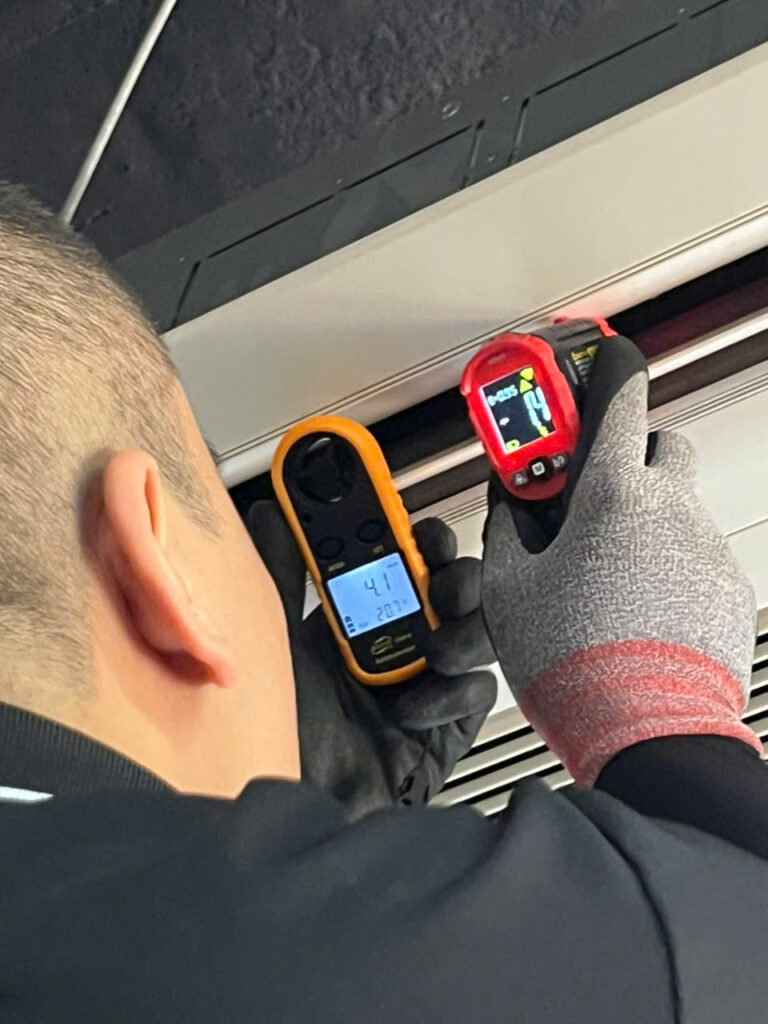 Sửa chữa điều hòa uy tín tại Hà Nội, có mặt nhanh, tay nghề chuẩn hãng 2 kiểm tra bảo lắp đặt điều hoà âm trần